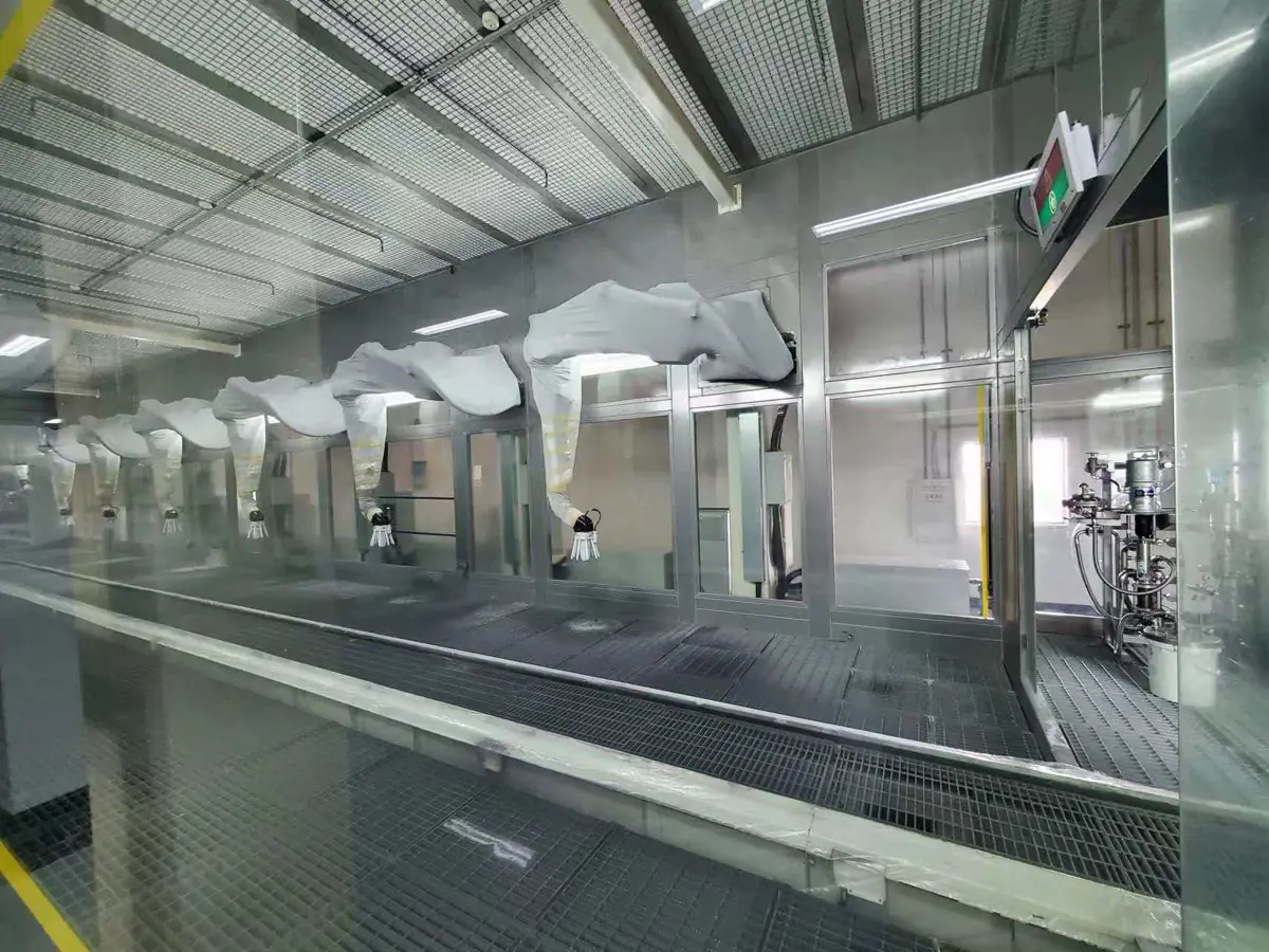 Automatic Robotic Spray Booth view 2
