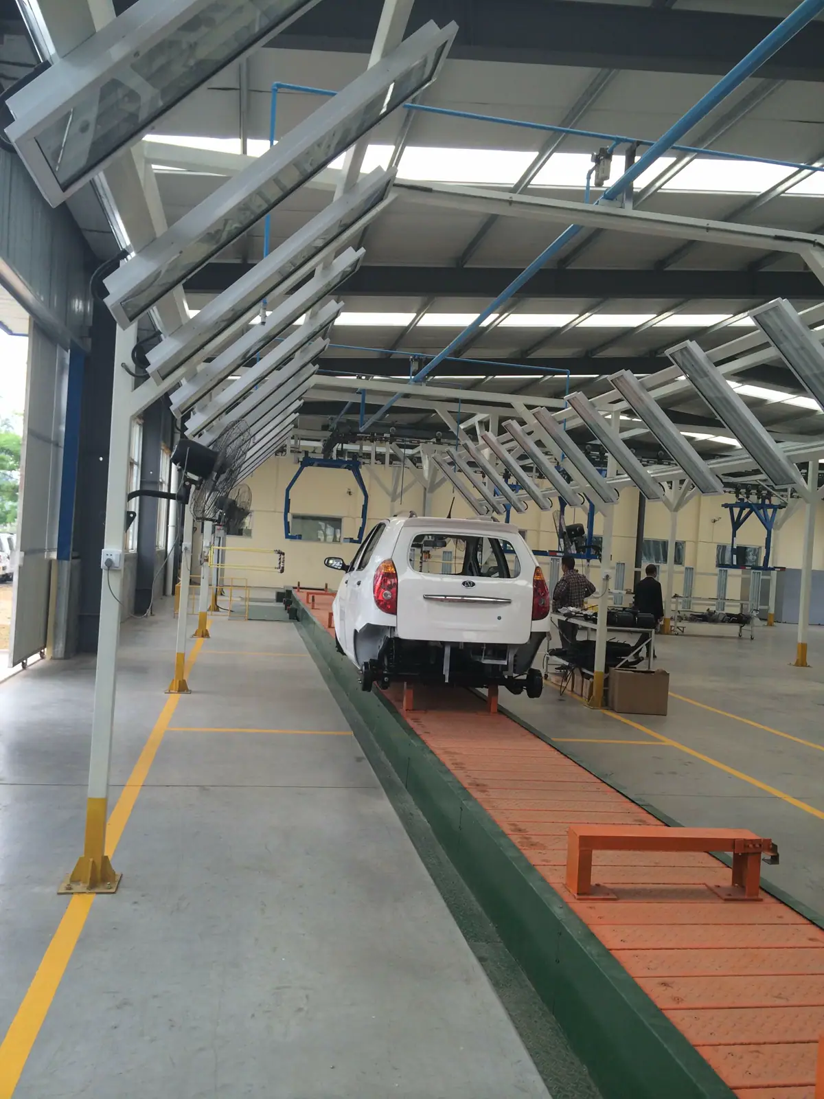Floor Conveyor System view 3