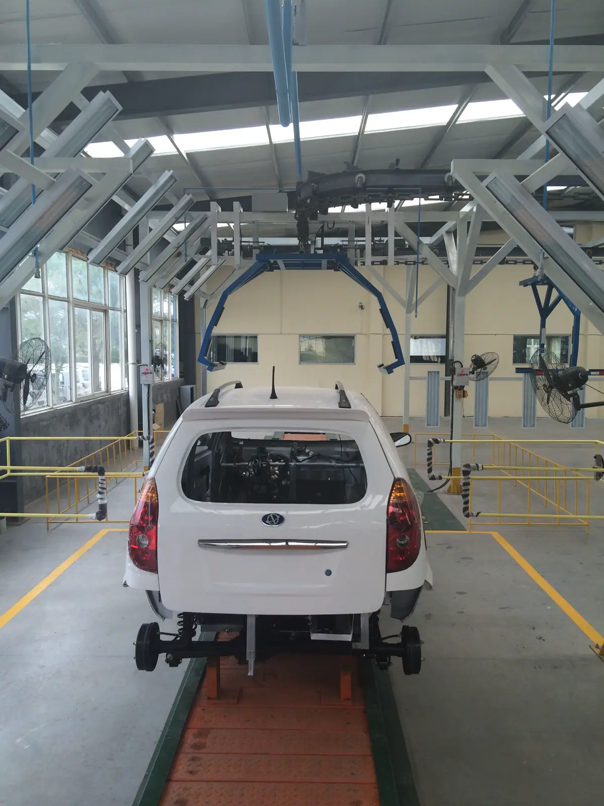 Floor Conveyor System view 4